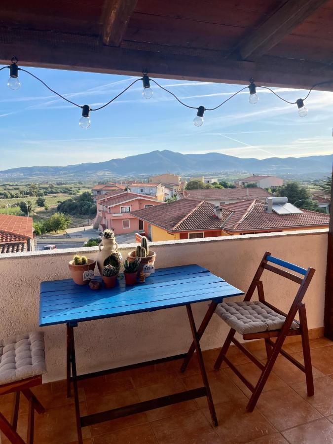 Charming Apartment With Parking, Mountain View, Close To The Beach Santa Maria Coghinas Bagian luar foto
